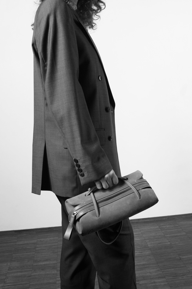 BallotinPorteMainVioletteN&B Sac Baguette Ballotin - Césaire Paris - Fabriqué en France