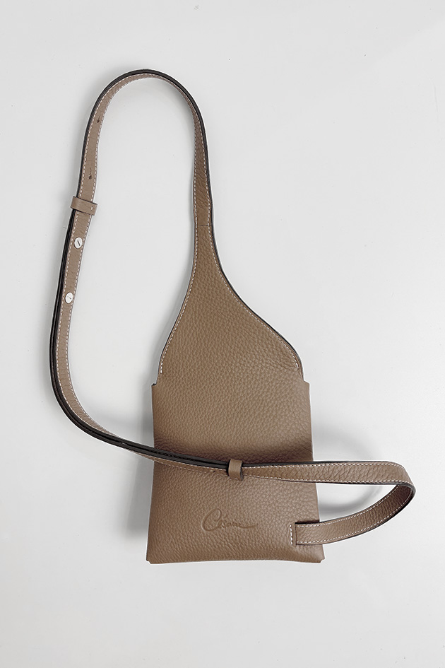 ConfidentVPOBronzeDos Confident Leather Holster Bag – Minimalist Crossbody Pouch Made in France